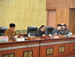 Plt. Sekda Bener Meriah Harapkan Proses Penganggaran Tepat Waktu dalam Sidang Banggar di DPRK.