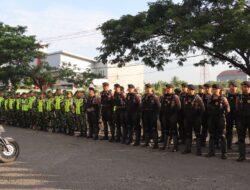Polres Majalengka Gelar Apel Kesiapan Pengamanan Aksi Unjuk Rasa Buruh di Jatiwangi Square.