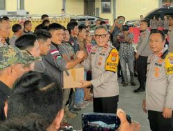 Peduli Sesama Warga, Polri Bersama TNI Gelar Baksos di Kota Bitung.
