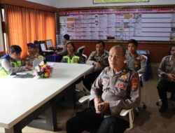 Penyerahan dan Sosialisasi DIPA T.A. 2024 Serta Penandatanganan Fakta Integritas Satker Jajaran Polda Bali oleh Kapolda Bali Melalui Zoom Meeting