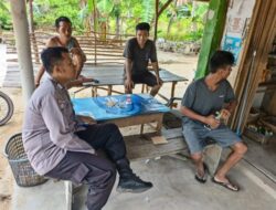 Bhabinkamtibmas Desa Tanjung Kelumpang Sampaikan Pesan Pemilu Damai