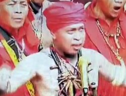 Komitmen Pasukan Merah Masyarakat Dayak Kalbar Siap Menangkan Paslon Nomor Urut 2