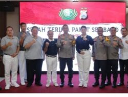 Polda Jatim Terima Paket Sembako dari Budha Tzu Chi untuk Disalurkan Kepada Masyarakat