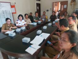 Waka Polres Karangasem Beserta Kanit II Sat Intelkam Polres Karangasem Mengikuti Kegiatan Rapat Kordinasi Pengendalian Inflasi Daerah Secara Zoom Meeting Di Pemkab Karangasem