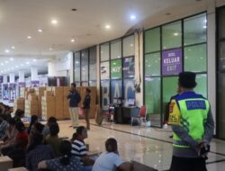 Polres Tabanan Jaga Ketat Pelipatan Surat Suara Pemilu 2024 di Gudang Logistik KPU