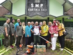 Terobosan Bersih! Ketua Persit Kartika Candra Kirana Akmil Sumbangkan Mesin Rumput untuk Sekolah