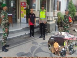 Kanit Samapta Pimpin Pelaksanaan Patroli Dialogis Dalam Giat OMB di Wilkum Polsek Sidemen
