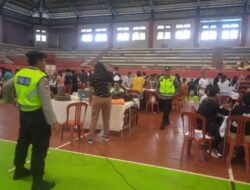 Proses Pelipatan Kertas Suara di Jaga Ketat oleh Personil OMB Polres Karangasem