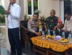 “Upacara Pelantikan KPPS Desa Pasir Jaya: Sinergi Bhabinkamtibmas dan Babinsa untuk Keamanan Lingkungan”