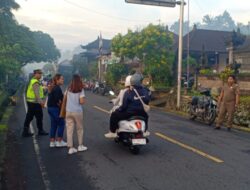 Personil Polsek Abang Amankan Kegiatan Bintek KPPS Yang di Selenggarakan di Gedung Serba Guna Abang