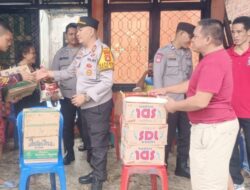 Peduli Korban Kebakaran, Kapolsek Tebing Tinggi Berikan Bantuan Sembako