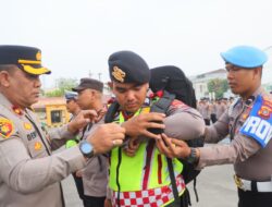 Polres Lhokseumawe Gelar Apel Kesiapan dan Penyerahan Koperlap Petugas Pengamanan TPS