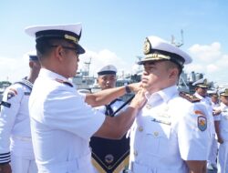 Dansatkat Koarmada II Pimpin Upacara Sertijab Komandan KRI Keris-624