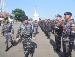 Pangkoarmada II Inspeksi Kesiapan Alutsista dan Prajurit Jelang Latihan Glagaspur Tingkat III