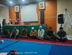 Eratkan Tali silaturahmi, Lurah Gembor Ahmad Nurdin S.IP Adakan Buka Puasa & Sholat Magrib Bersama