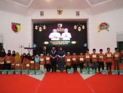 Pangdam V/Brawijaya dan Ibu Ketua Persit Kartika Chandra Kirana Melaksanakan Safari Ramadan di Korem 084/BJ