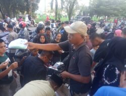 Jumat Berkah, Organisasi Pedas Kab Merangin Bagi-bagi Takjil