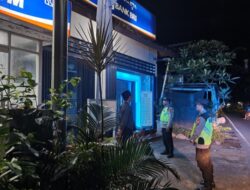 Blue Light Patrol Polsek Abang Sambangi Objek Vital Wilayah Hukum Abang