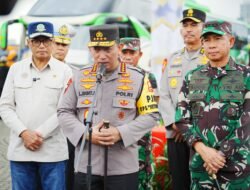 Tindaklanjuti Arahan Presiden, Kapolri Lepas Mudik Gratis Polri Presisi