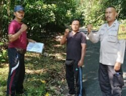 Bhabinkamtibmas Polres Tabanan Bersinergi dengan Perangkat Desa Marga Selamatkan Lingkungan Desa dari Pencemaran Sampah