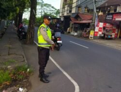 Wujudkan Kamseltibcar Lantas Kondusif, Personil Polsek Tabanan Laksanakan Strong Point Pagi