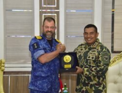 Kasal Belanda Kunjungi Sarang Petarung Marinir