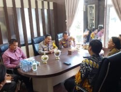 PLT Kepala Kantor Pertanahan Kabupaten Mesuji Yang Baru Lakukan Kunjungan Dan Audensi Ke Kapolres Mesuji