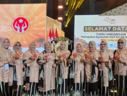 Pj. Ketua TP-PKK Bener Meriah Hadiri HUT ke -42 Dekranas dan HKG ke 52 PKK di Solo.