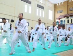 Latihan Bela diri Rutin Meningkatkan Kesiapan Anggota Polri Polres Lhokseumawe