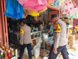 Polsek Muara Dua Gelar Patroli Dialogis di Pasar Tradisional Pantau Stok Sembako