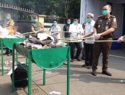 Kejari Kabupaten Tangerang Musnahkan Barang Bukti Perkara Inkracht Van Gewijsde
