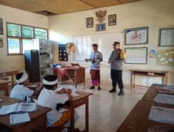 Peduli Terhadap Generasi Bangsa Bhabinkamtibmas Desa Labasari Polsek Abang Berikan Penyuluhan Tentang Perlindungan Anak