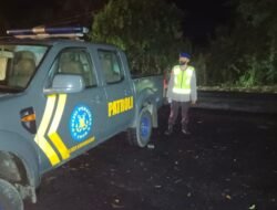 Satuan Polairud Polres Karangasem Blue Light Patrol Menjaga Harkamtibmas di Obyek Wisata Candidasa
