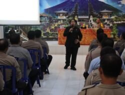 Bidpropam Polda Bali Bina Etika Profesi Personel Polres Karangasem