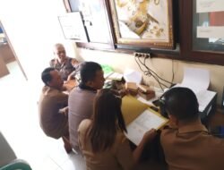 Melalui Jum’at Curhat, Kapolsek Sidemen Laksanakan Tatap Muka Bersama Perangkat Desa Telaga Tawang