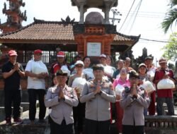 Minggu Kasih Kapolres Tabanan Bagikan Sembako Di Br.Adat Pangkung Karung Gede