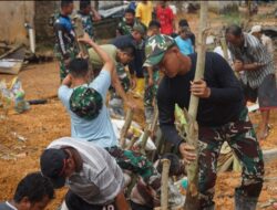 Penuh Semangat di Hari Libur,Satgas TMMD 120 dan Warga Lanjutkan Pengerjaan