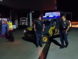 Guna Cegah Gangguan Kamtibmas Polsek Bebandem Gelar Blue Light Patrol demi Terjaganya Harkamtibmas