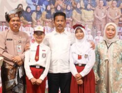 Harapan HMR saat Hadiri Kelulusan Anak Bungsunya di SDN 001 Batam Kota