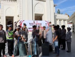 Sambut Hari Bhayangkara Ke-78, Polres Aceh Tengah Gelar Bakti Sosial Di Masjid
