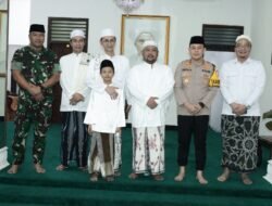 Dandim Gresik Hadiri Haul Ke-69 Al-Imam Al-Qutb Al-Habib Abu Bakar bin Muhammad bin Umar Assegaf