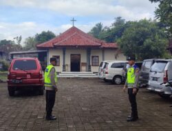 Polsek Selbar Pengamanan Persembahyangan Umat Kristen di Gereja Sabda Jati Desa Selabih
