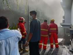 Kebakaran Gudang Gas LPG Jl.Kargo 18 Korban Dilarikan Ke Rumah Sakit