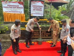 Jelang Hari Bhayangkara ke – 78 Tahun 2024, Kapolres Jembrana Serahkan Pengadaan Fasilitas Air Bersih Kepada Masyarakat Banjar Petapan Kaja, Desa Pergung