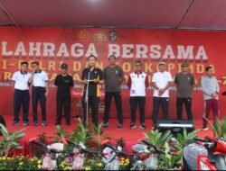 Wujud Nyata Sinergitas TNI-Polri, Dandim 0830/Surabaya Utara Ikuti Olahraga Bersama Dalam Menyambut Hari Bhayangkara Ke 78