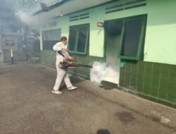 Cegah Penyebaran Demam Berdarah, Kodim 0830/Surabaya Utara Dan Koramil Jajaran Lakukan Fogging