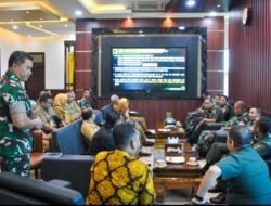 Dandim Gresik Paparkan Pipanisasi Pemanfaatan Danau Kastoba Pulau Bawean Kepada Pangdam V Brawijaya