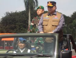 Dandim 0418/Palembang bertugas sebagai Komandan Apel pada Apel dan Simulasi Karhutla Prov. Sumsel tahun 2024.