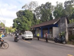 Berikan Pelayanan Prima Personil Polsek Abang Laksanakan Giat Gatur Lalin