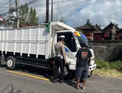 Polsek Rendang Melaksanakan Operasi Imbangan Patuh Agung 2024 Tekan Pelanggaran Lalu Lintas